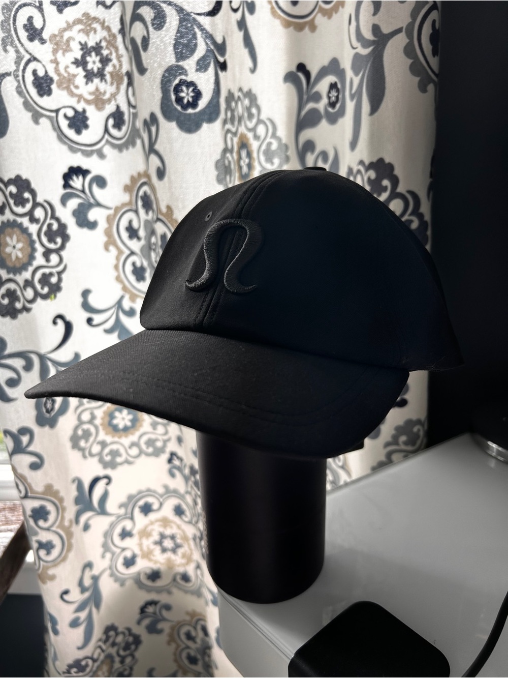 lululemon athletica Black Embroidered Logo Baseball Cap